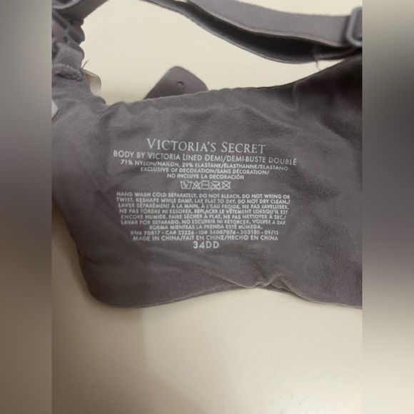 Victoria’s Secret body by Demi 34DD - Picture 2 of 2